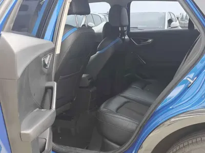 Audi Q2L e-tron