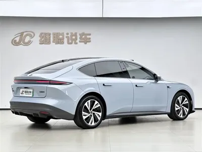Nio ET5