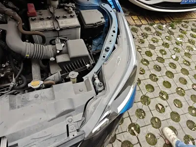 Toyota Yaris L