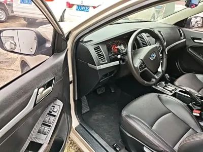 Geely Vision