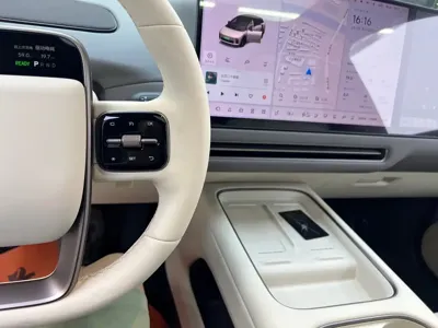 Li Auto 理想i6