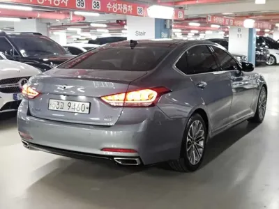 Hyundai Genesis