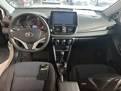 Toyota Yaris L