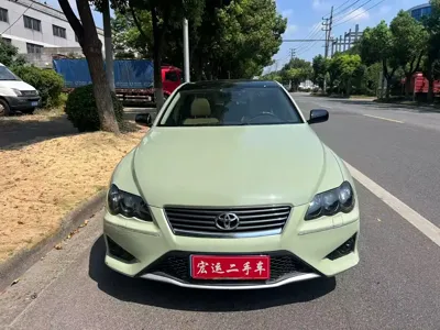 Toyota Reiz