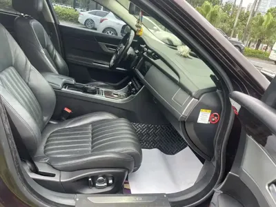 Jaguar XFL