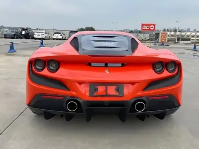 Ferrari F8