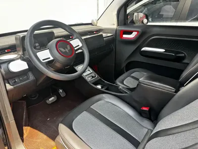 Wuling MINIEV