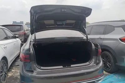 Volkswagen Sagitar