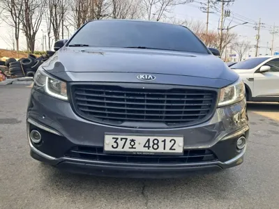 Kia Canival