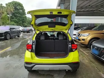 Toyota Yaris L