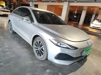 Roewe D7