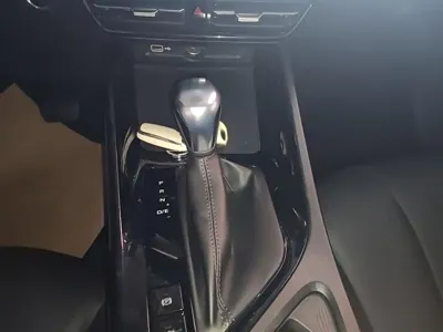 Roewe i5