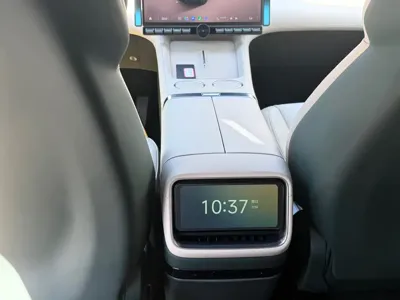 Xiaomi 小米YU7