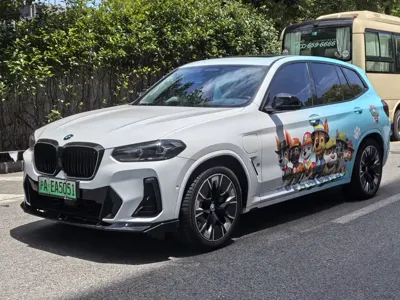 BMW iX3