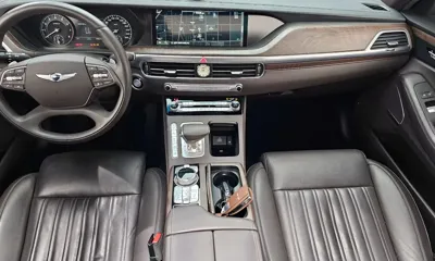 Genesis G90