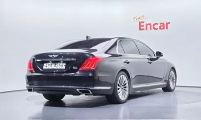 Genesis EQ900