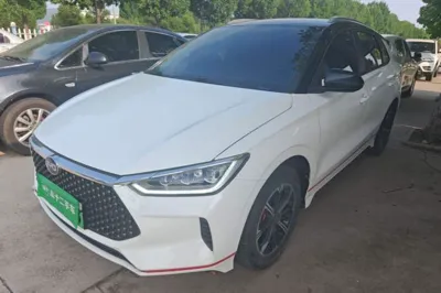 BYD e2