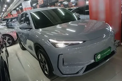 Geely Galaxy E5
