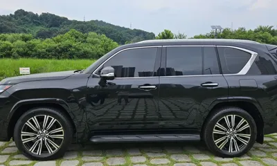 Lexus LX