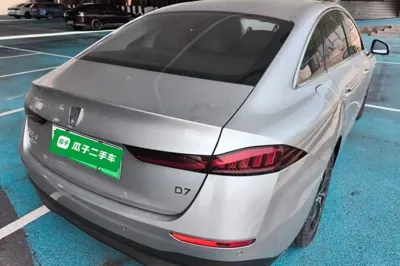 Roewe D7