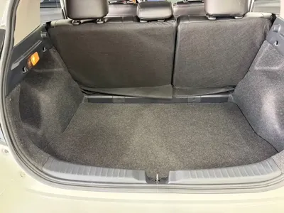 Toyota Yaris L