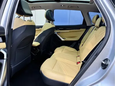Geely Boyue L