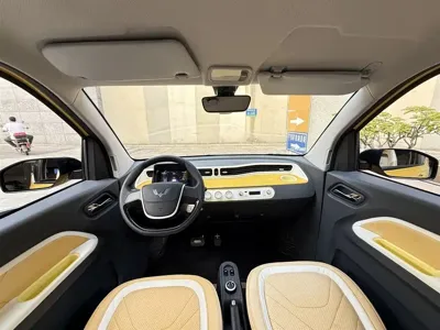 Wuling MINIEV