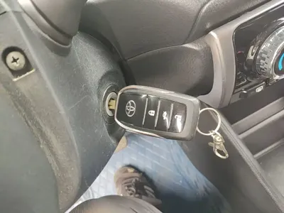 Toyota Yaris L