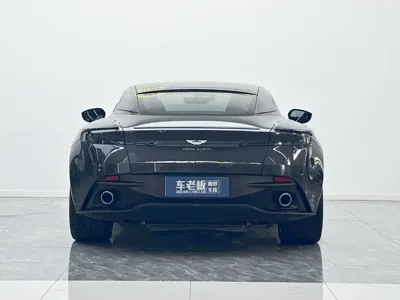 Aston Martin DB11