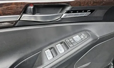 Genesis EQ900