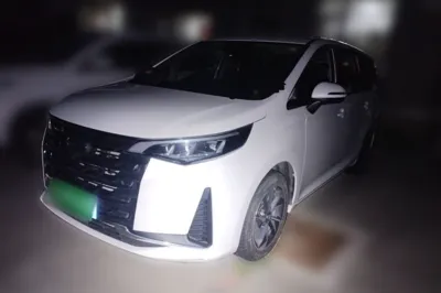 GAC Trumpchi M6