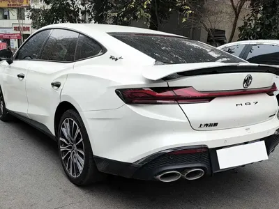 MG MG7