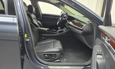 Genesis EQ900