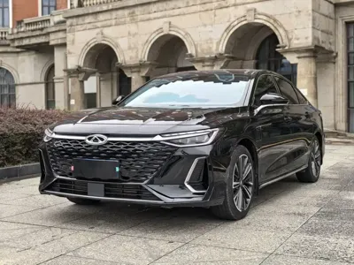 Chery Arrizo 8