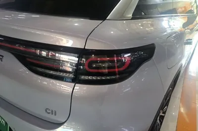 Leapmotor C11