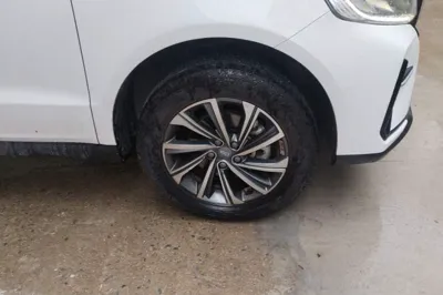 Geely Auto Vision X6