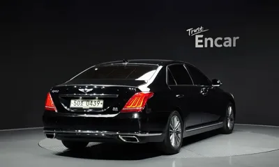 Genesis EQ900