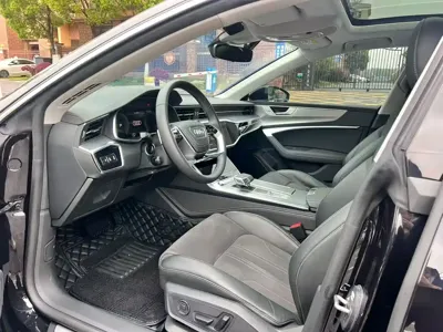 Audi A7L