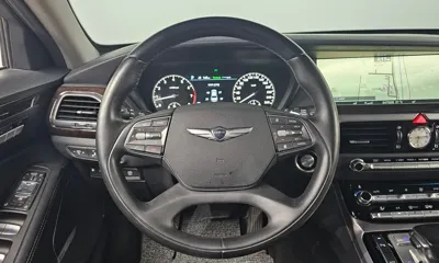 Genesis EQ900