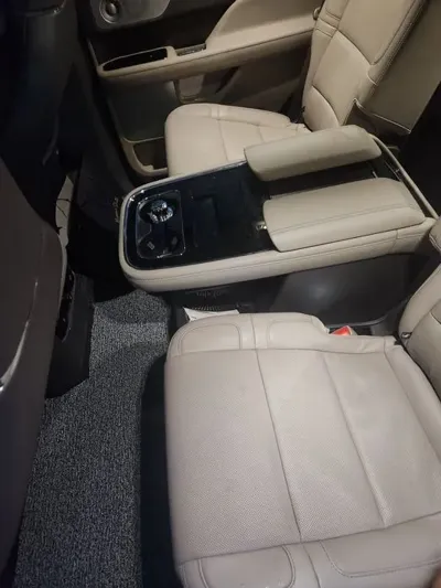 Lincoln Navigator