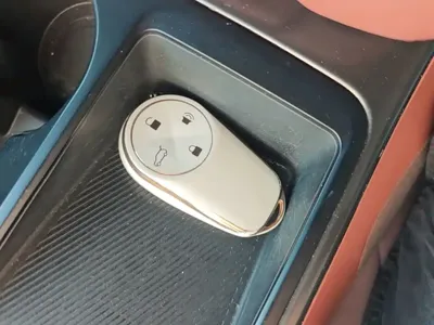 Nio EC6