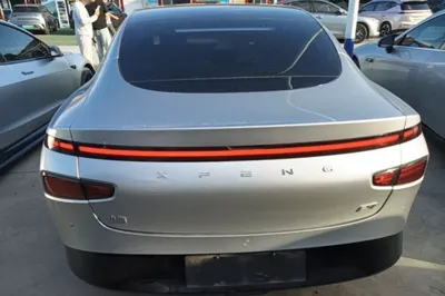 Xpeng P7