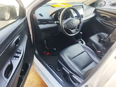 Toyota Yaris L