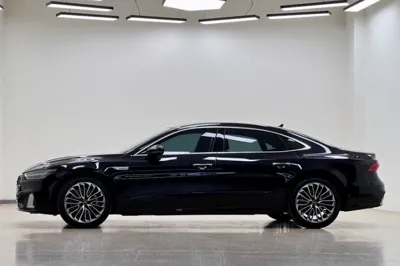 Audi A7L