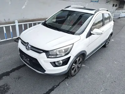 BAIC Senova X25