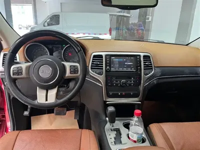 Jeep Grand Cherokee (Import)