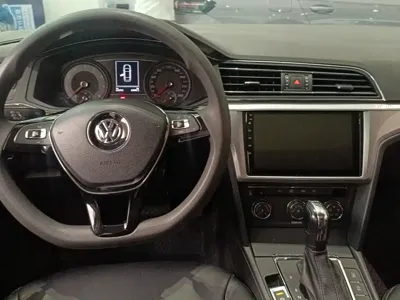 Volkswagen Lamando