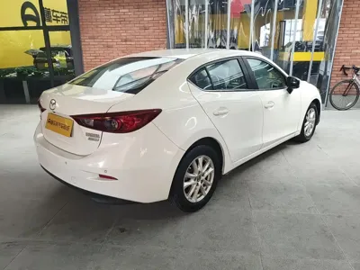 Mazda 3 Axela