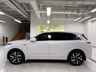 Li Auto Li L7