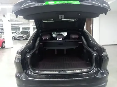 Nio EC6